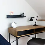 Var5 Apartment
