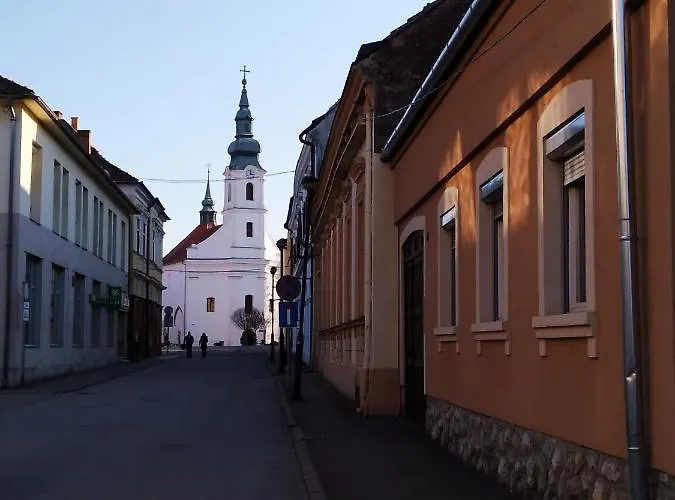 Var5 * Сигетвар